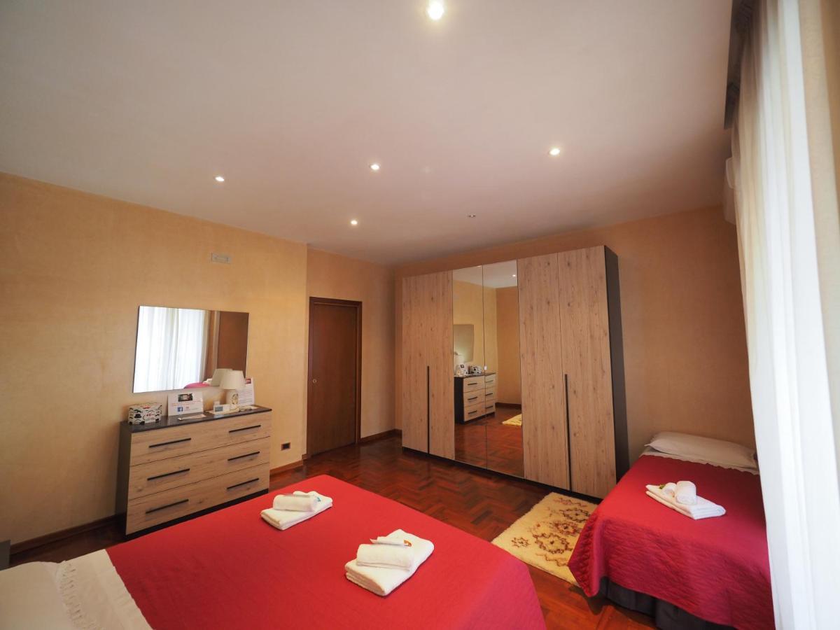 Rosaroll70 Villa Napoli Bagian luar foto